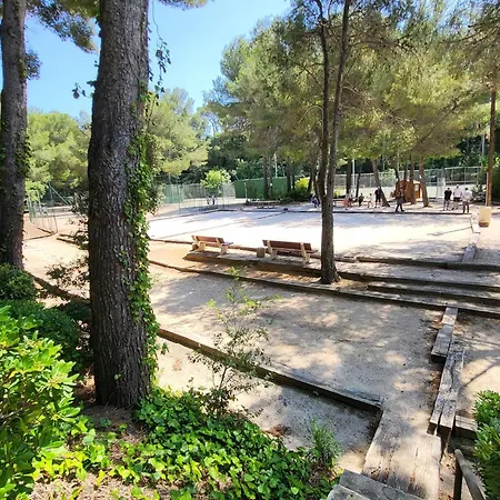 T2 Renove Avec Parking, Wi-fi, Clim Mobile, A 400m Plages/commerces - Piscine/tennis/promenades - Fr-1-316-338 Appartement *