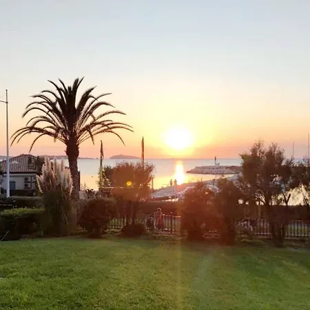 T2 Renove Avec Parking, Wi-fi, Clim Mobile, A 400m Plages/commerces - Piscine/tennis/promenades - Fr-1-316-338 Six-Fours-les-Plages